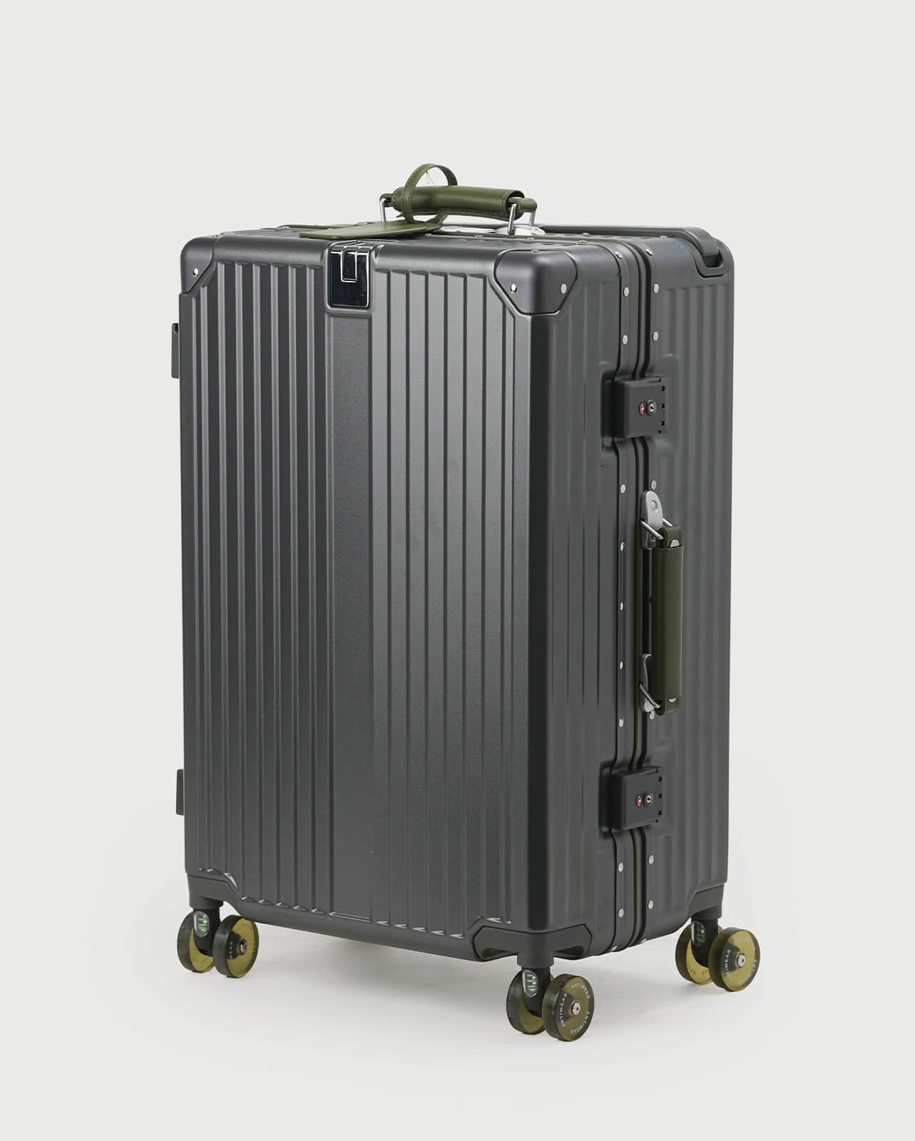 TravelCore Aluminum Spinner Suitcase | Grey Olive Green