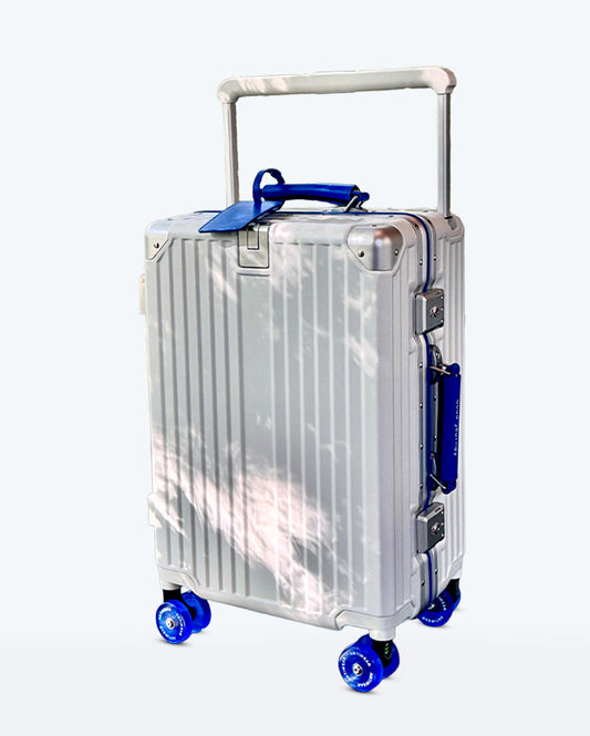 TravelCore Aluminum Spinner Suitcase | White Blue